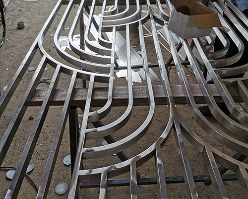 江西不锈钢屏风隔断配套需要要考虑哪些问题